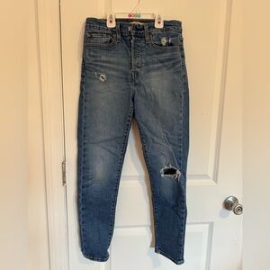 Levi’s Wedgie Skinny Jean